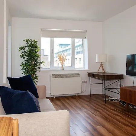 Apartmán Stunning And Modern 2 Bed In The Heart Of