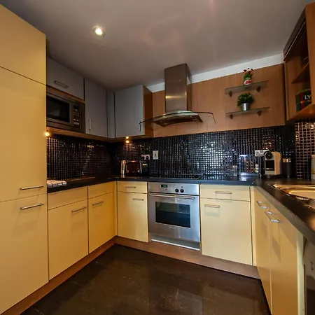 Stunning And Modern 2 Bed In The Heart Of Dublin