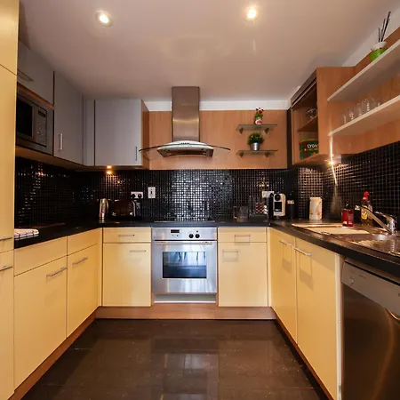 Stunning And Modern 2 Bed In The Heart Of * דבלין