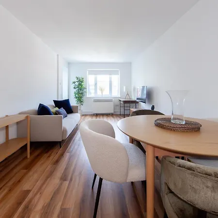Stunning And Modern 2 Bed In The Heart Of Dublin